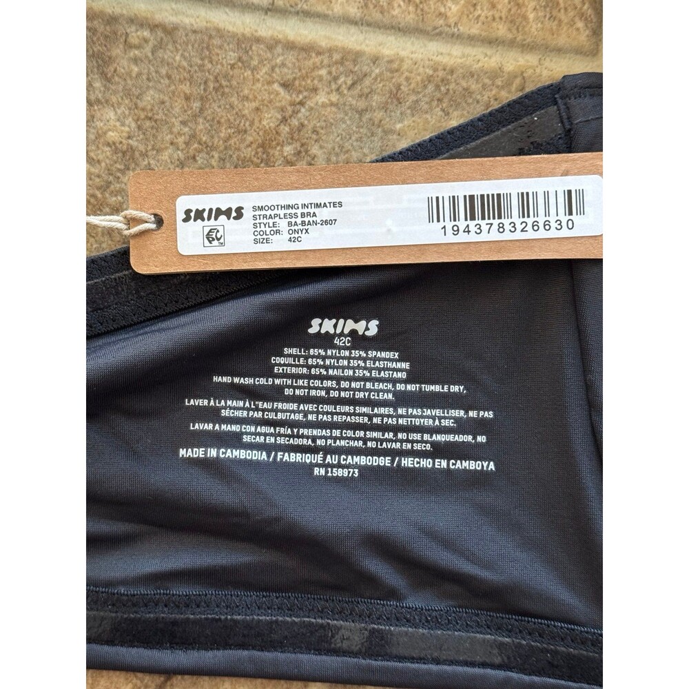 Skims Smoothing Intimates Unlined Strapless Bra Onyx Size 42C - Picture 9 of 9